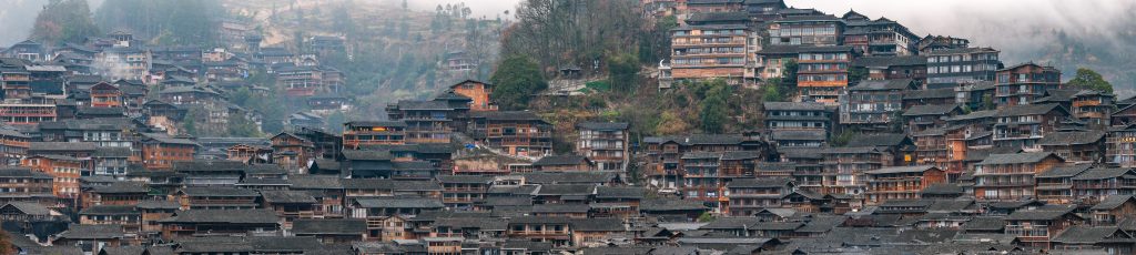图片[4]-In the Lens: The Fireworks of Qianhu Miao Village and the Emerald Moments of Xiaoqikong in Southeastern Guizhou-YiMeng